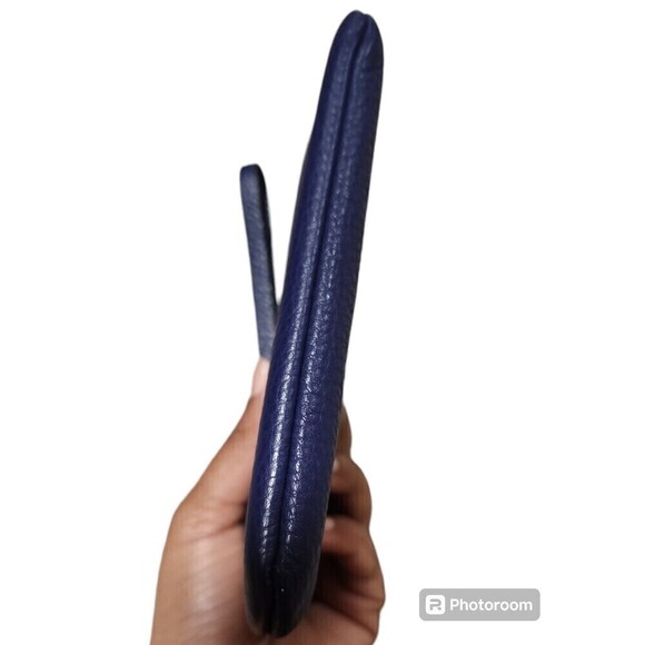 Kate Spade New York Women's Leather Violet Blue Zip  Front Pocket Wristlet Bag - Picture 4 of 10